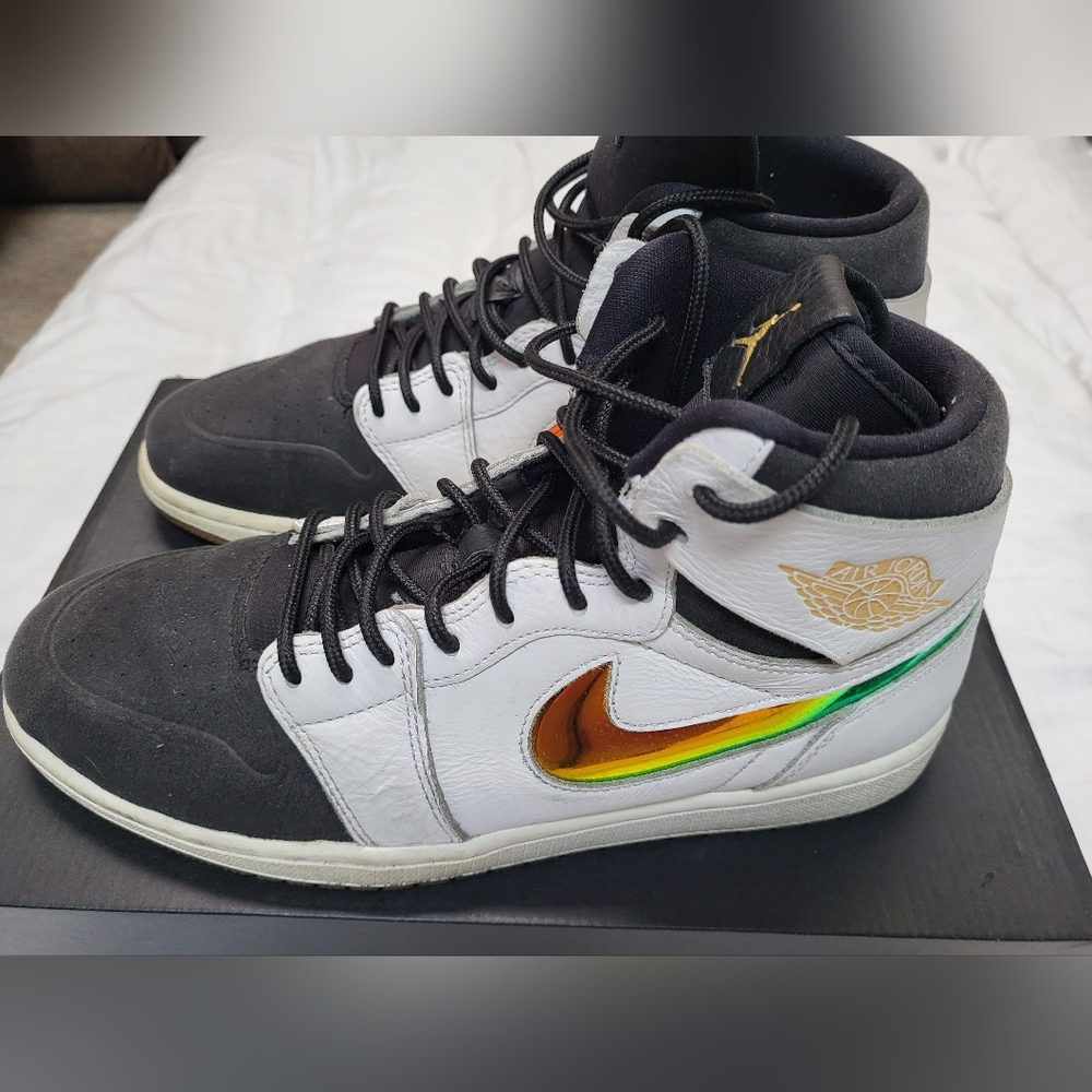 Air Jordan 1 High Nouveau Dunk From Above